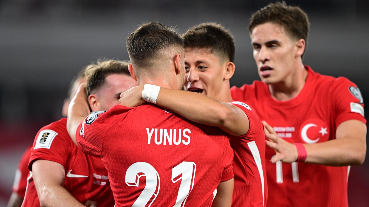 turkiye-a-milli-futbol-takimi-2406204.jpg