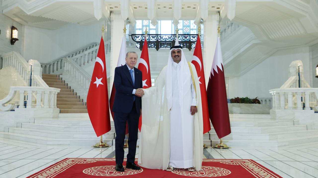 erdogan-al-sani-in-qatar-aa-2410436.jpg