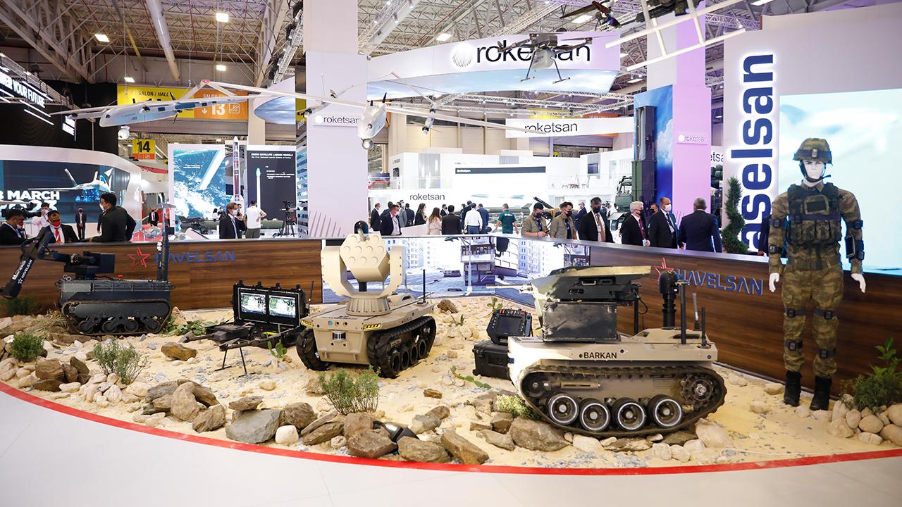 idef-1637326.jpg