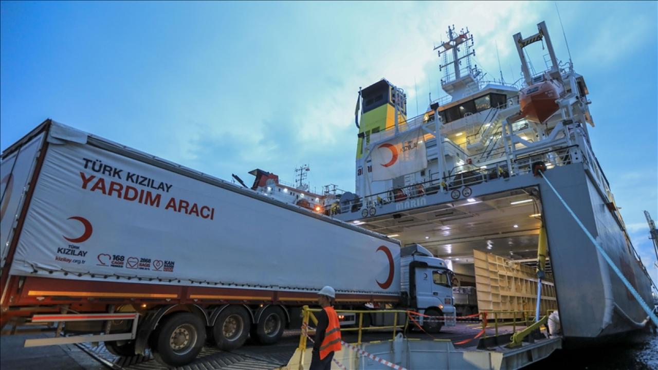 kizilay-yardim-tiri-gazze-2410137.jpg