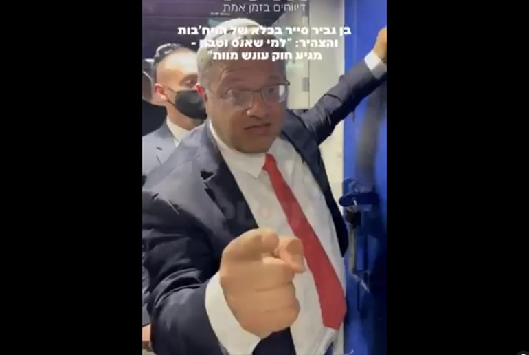 68fa36e23b681ccda5133e7f.jpg
