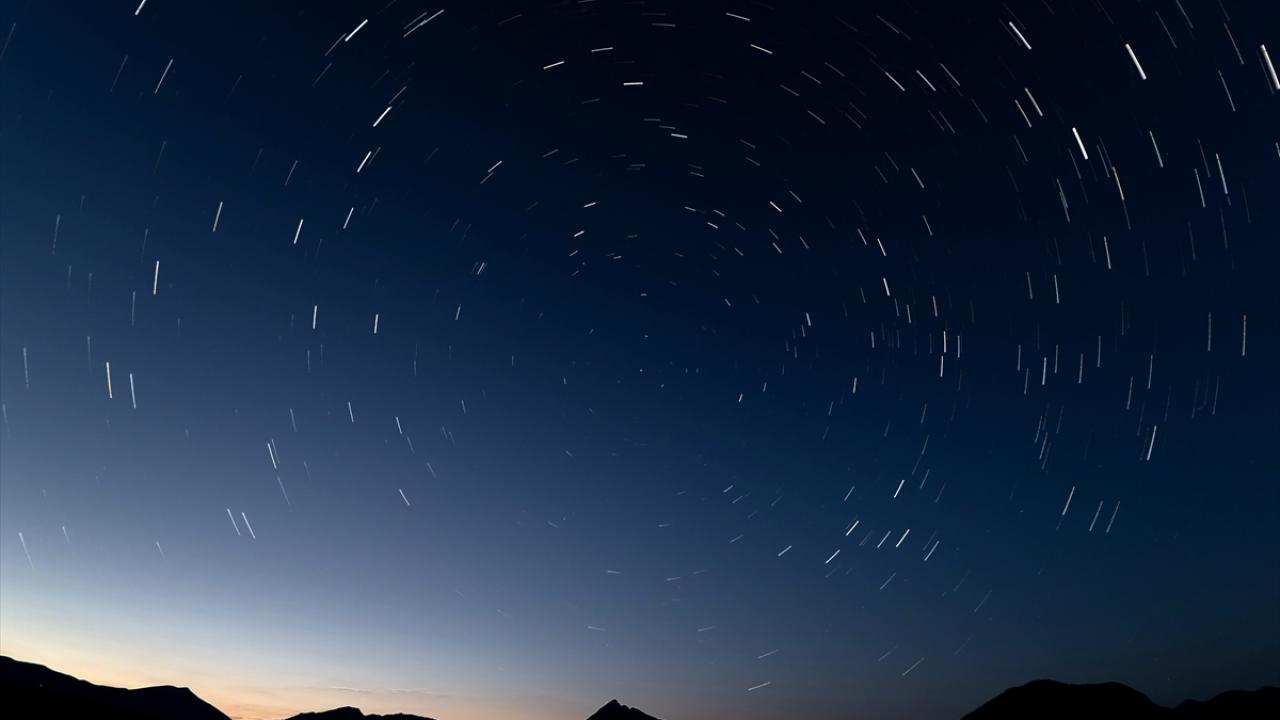 perseid-meteor-yagmuru-ispanya-a-2381006.jpg