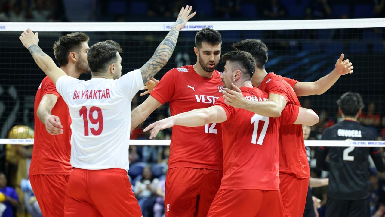 a-milli-erkek-voleybol-takimiaa-2397663.jpg