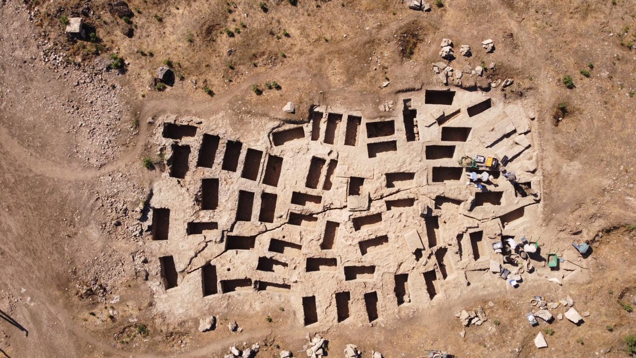 kolossai-antik-kenti-mezaraa-2404617.jpg