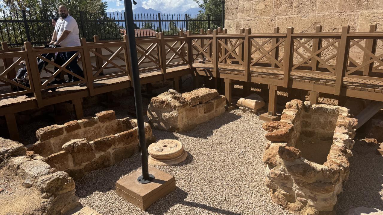 yivli-minari-mezar-2406632.jpg